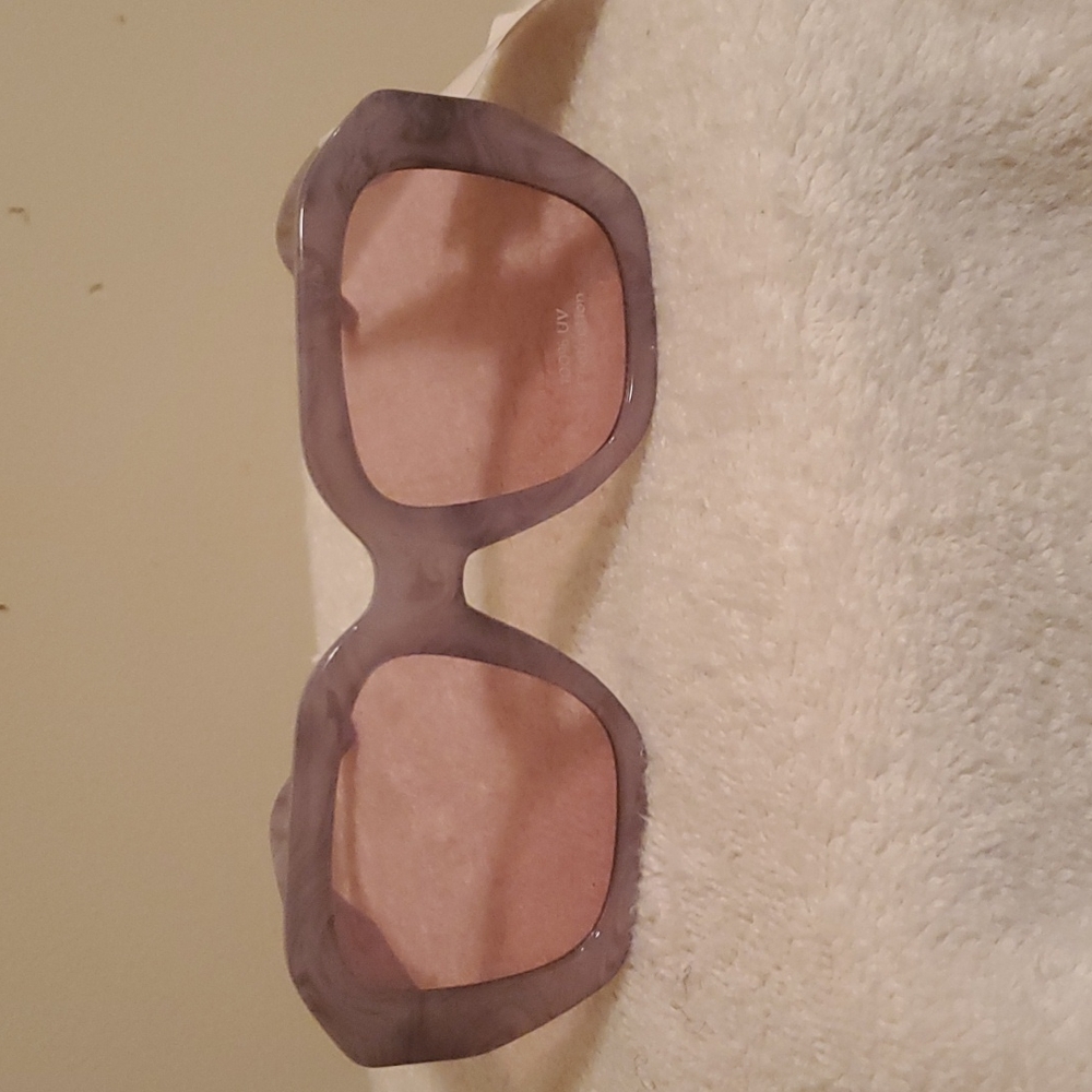 COOL SUNNIES 😎